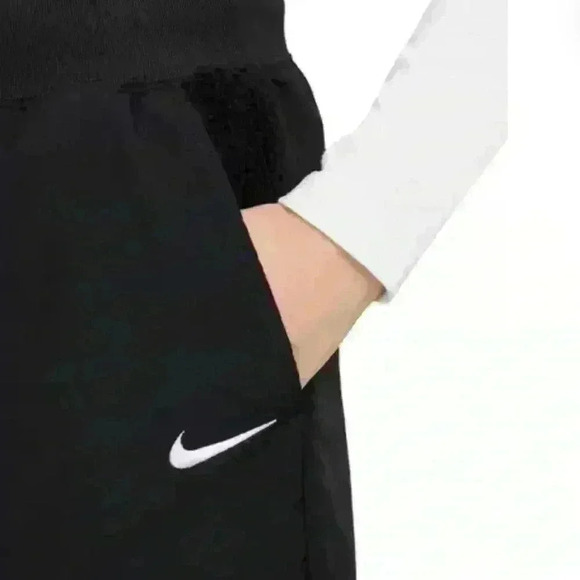 Nike black jogger track pants Sportswear Essential High-waisted sherpa - Picture 2 of 8